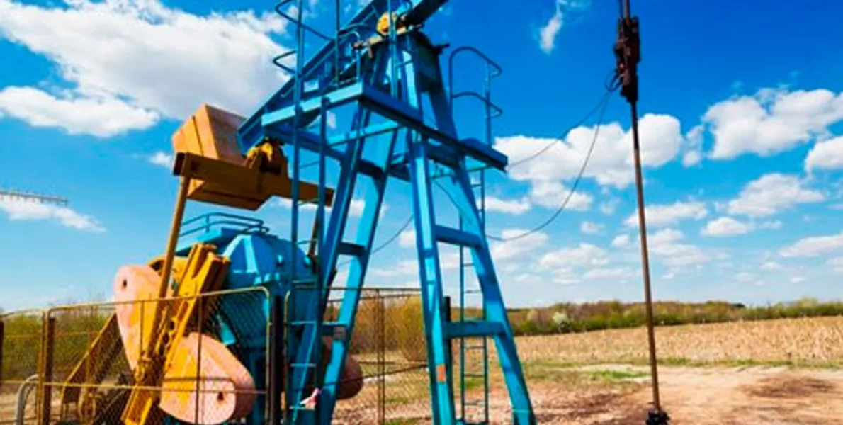 Как добывают нефть и газ